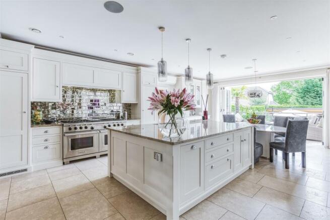 Living Kitchen/Dining/Family Area