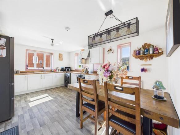 Dining Kitchen