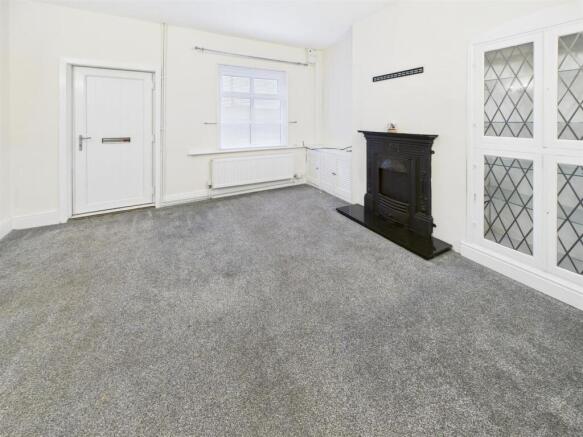 A Warm And Cosy Living Room