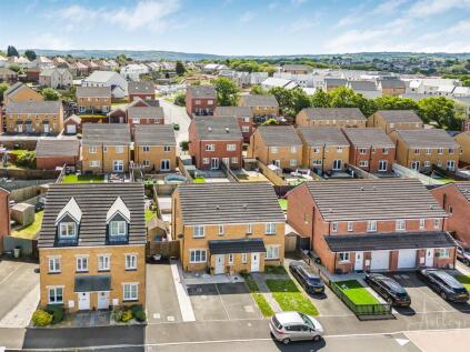 Heol Y Pibydd, Gorseinon, Swansea