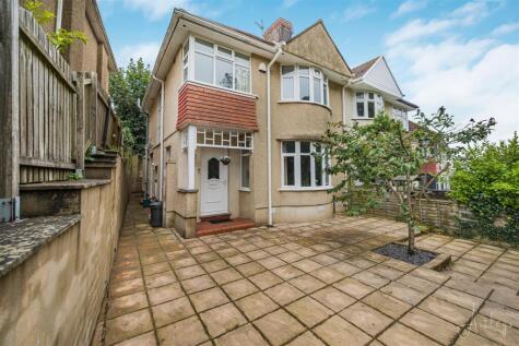 Lon Ger Y Coed, Cockett, Swansea