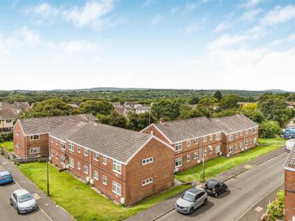 Coed Lan, Three Crosses, Swansea