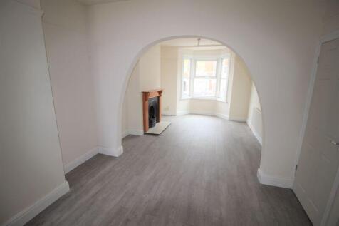 Renovated 3 Bedroom Home, Belgrave Street