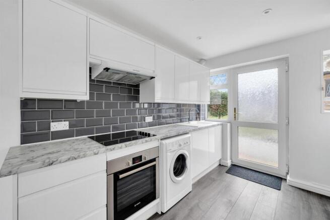 Kitchen / Breakfast Room