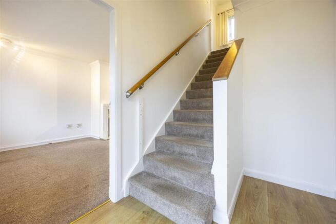 14_BUCHANAN_DRIVE_LENZIE_004.JPG