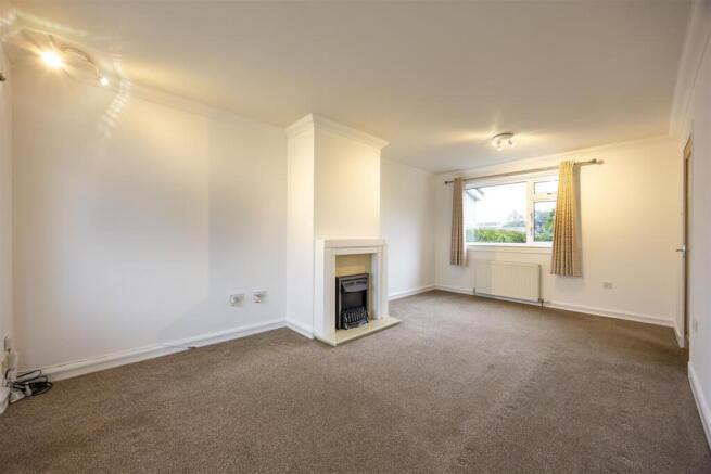 14_BUCHANAN_DRIVE_LENZIE_005.JPG
