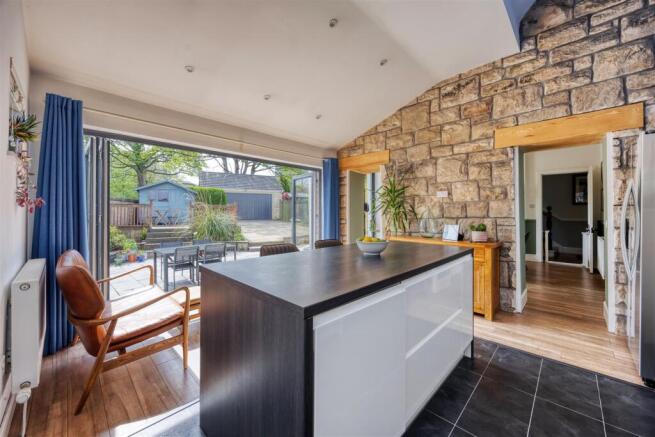 1_GALLOWHILL_ROAD_LENZIE_025.JPEG