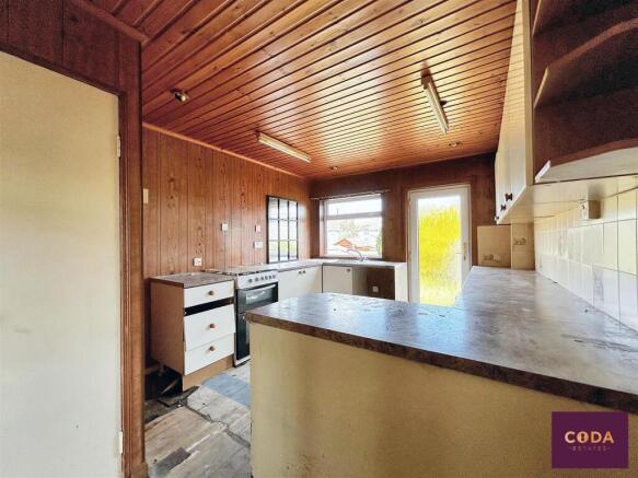Kitchen (1).jpg