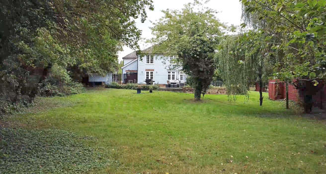 Photo 3