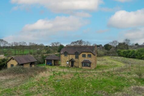 Bangors Road North, Iver, SL0