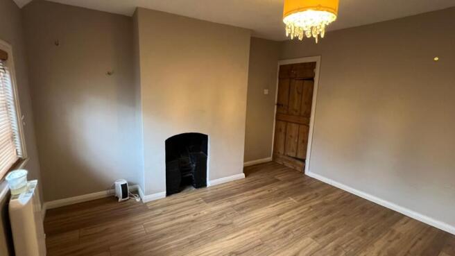 WhatsApp Image 2025-11-10 at 15.36.28 (15).jpeg