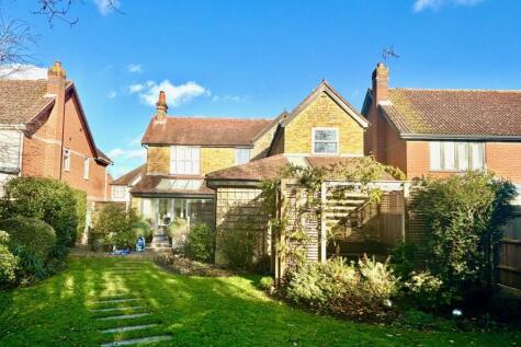 Wendover Road, Staines-upon-Thames, Surrey, TW18