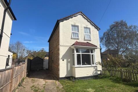 Wendover Road, Staines-upon-Thames, Surrey, TW18
