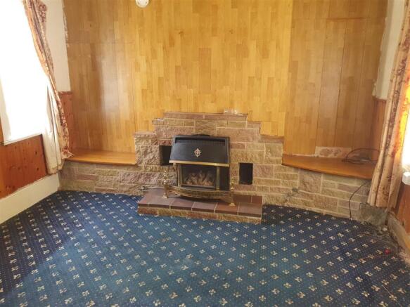 REAR DINING ROOM