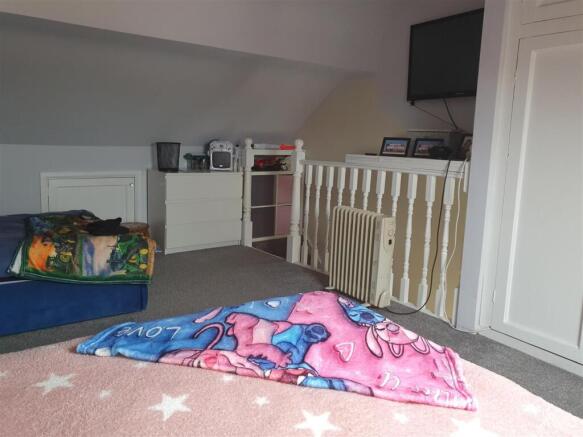 ATTIC ROOM