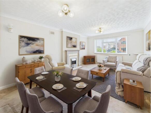 Lounge/Dining Room