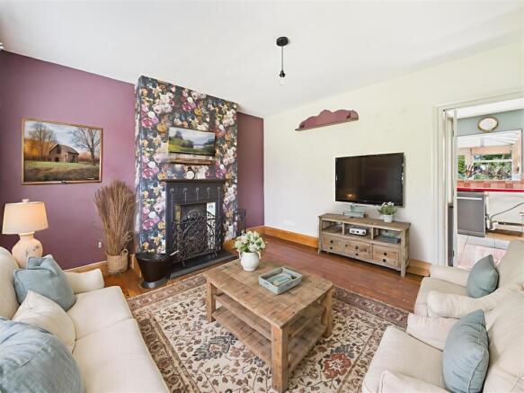 Lounge (Virtually Furnished)