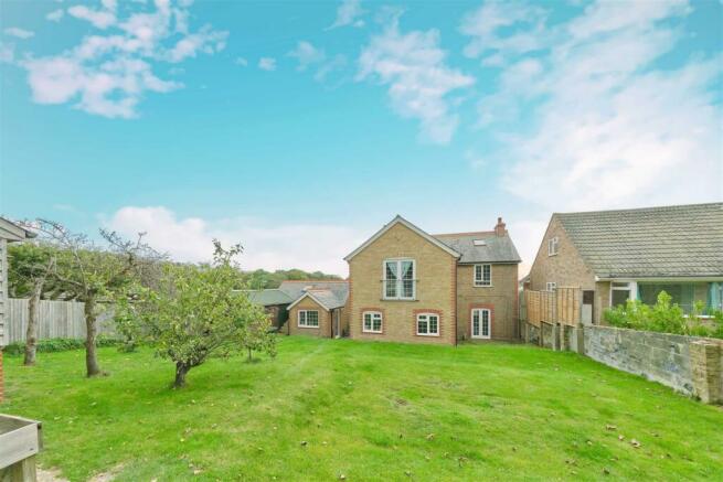 Garden & Rear Elevation