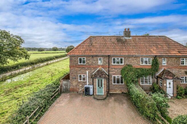 Upper Clayhill Cottage8.jpg