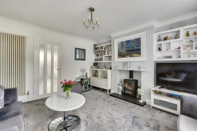 Lounge/Sitting Room
