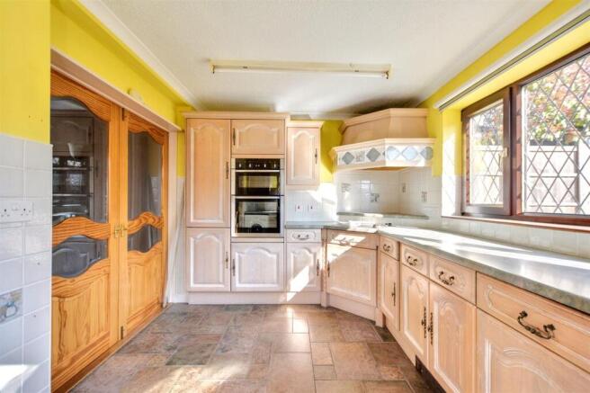 Kitchen_3.jpeg