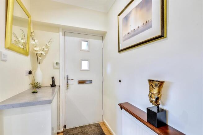 Entrance Hall_2.jpeg