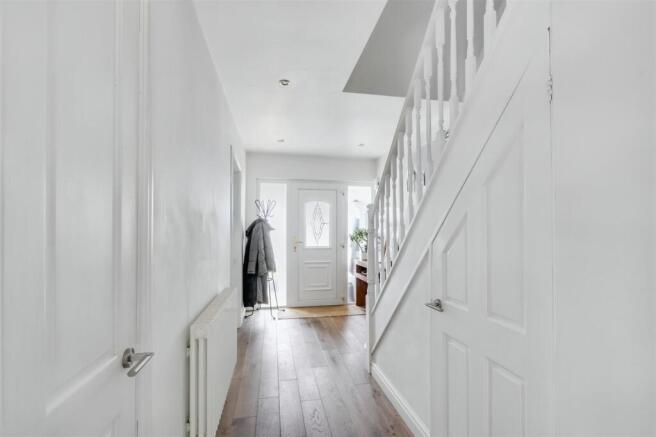 Hallway_1.jpeg