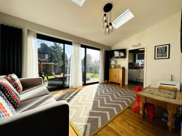 Garden Room.jpg