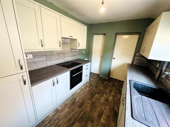 Kitchen.1.jpg