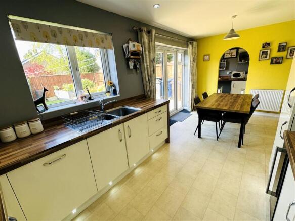 Kitchen Diner