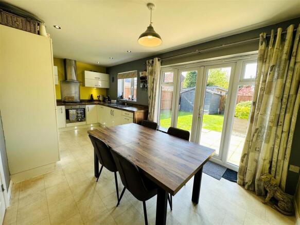 Kitchen Diner