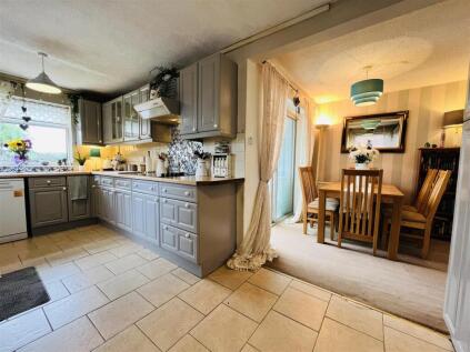 Kingston Drive, Hambleton, Selby