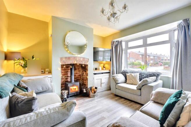 Lounge/Sitting Room