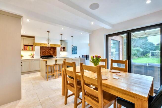 Living/Dining Kitchen