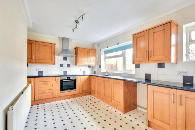 Kitchen_1.jpeg
