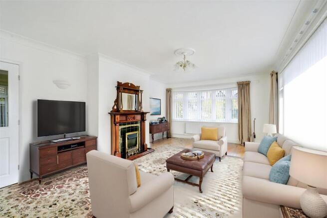 Lounge-1_1 - Living Room - Standard - 0.jpeg