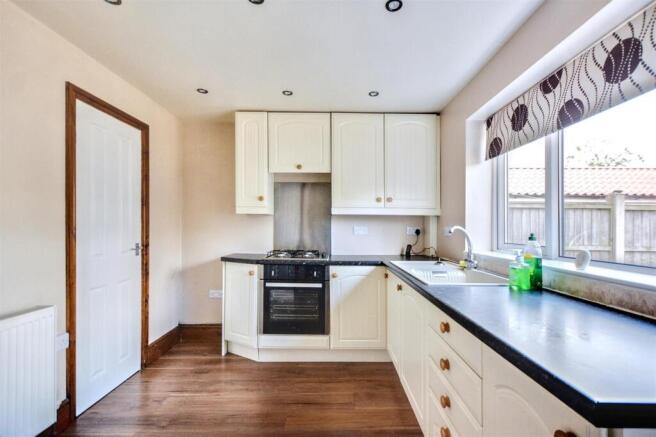 Kitchen_1.jpeg