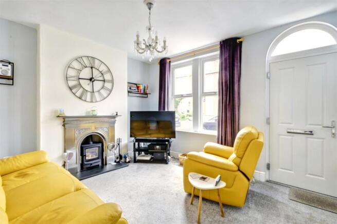 Lounge/Sitting Room