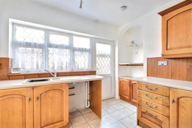 Kitchen_3.jpeg