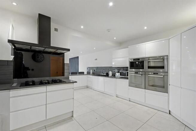 Living/Dining Kitchen