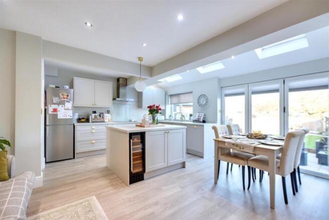 Living/Dining Kitchen Area