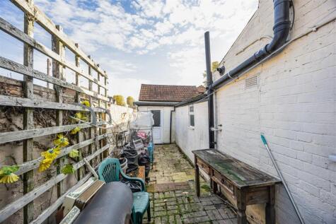 Mount Pleasant, Reading