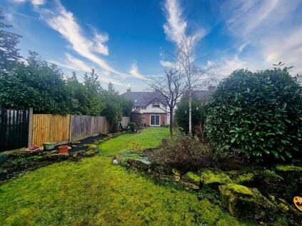 Clipstone Drive, Forest Town, Mansfield