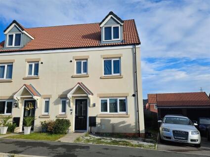 Bluebell Wood Lane, Clipstone Village, Mansfield