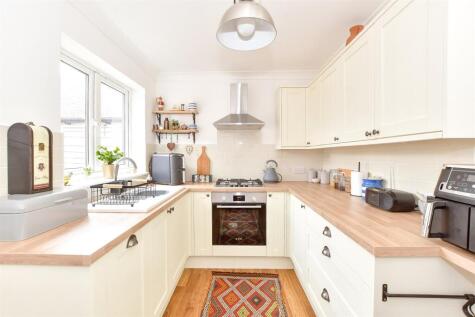 Chaucer Avenue, Rustington, West Sussex