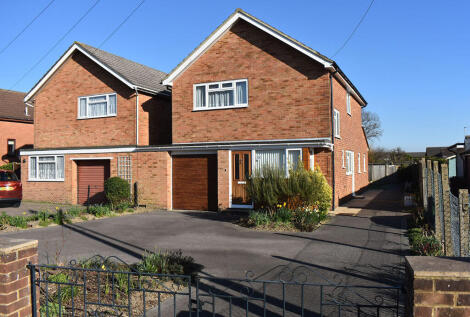 Locks Road, Locks Heath SO31