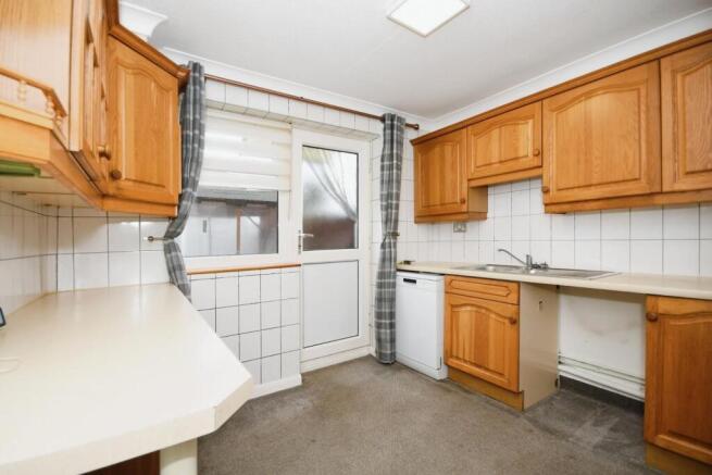 KITCHEN 01.jpg