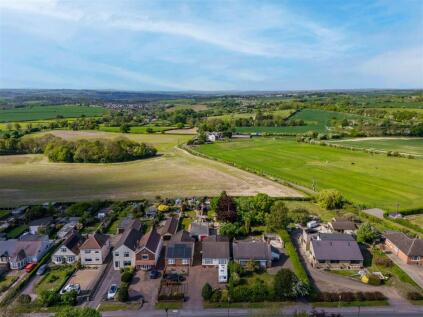 Worksop Road, Barlborough Common, Chesterfield, S43 3DH