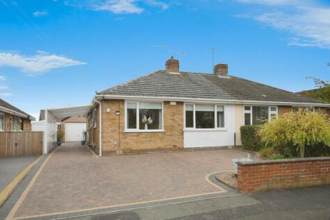 Ling Road, Walton, Chesterfield, S40 3HT