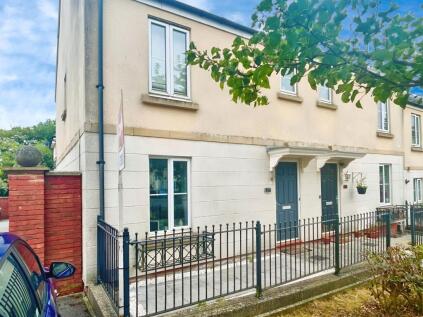 Elgar Close, Swindon